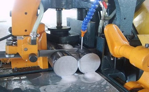 北川卧式带锯床的送料方式有哪几种？